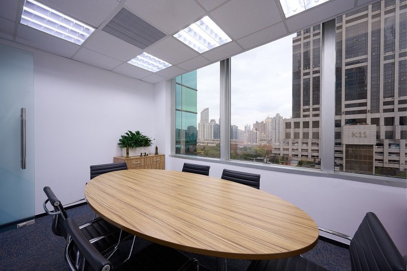 deVere Group on SmartShanghai