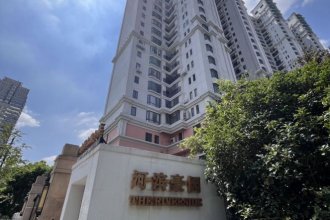 MASTER BEDROOM NEAR BY THE BUND Listing on SmartShanghai housing