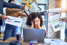 Legal Lifesavers: Avoiding Contract Nightmares in China 