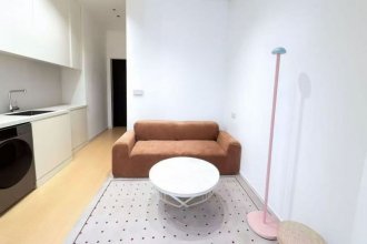 Fabulous one bedroom Apt+Free Wifi+gym+heating @Changping Rd Listing on SmartShanghai housing