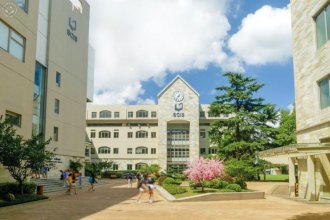 Shanghai Community International School (SCIS)