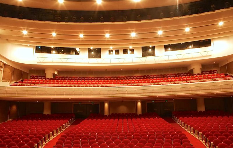 Shanghai Center Theater on SmartShanghai