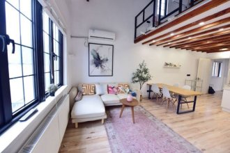 Valuable/Character Zhen'ning Rd with Terrace/Wallheating 15.8K  Listing on SmartShanghai housing
