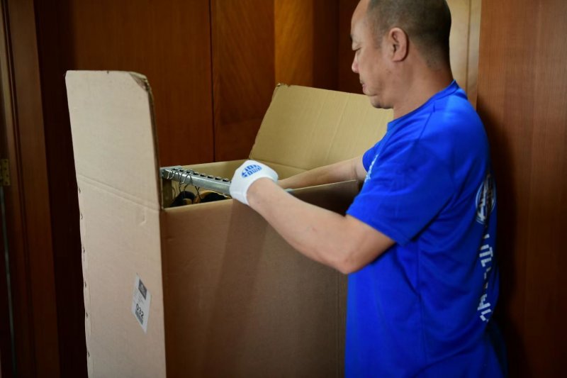 Liontown International Moving & Relocation on SmartShanghai